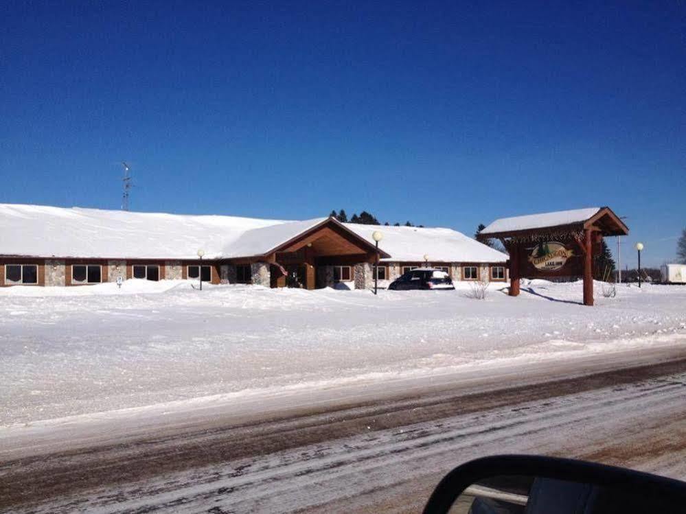 Chicaugon Lake Inn Gaastra Exteriér fotografie
